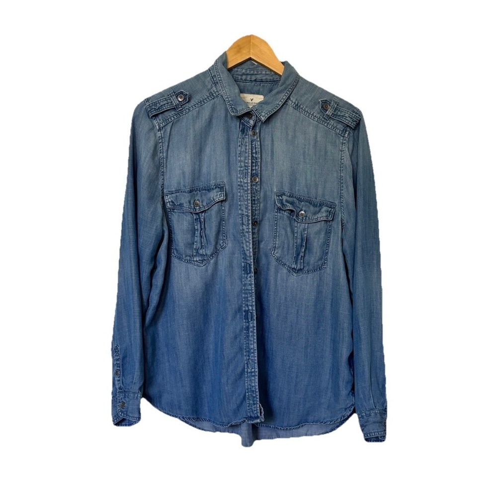 American Eagle Shirt Womens Large Denim Boyfriend Fit Button Up Long Sleeve